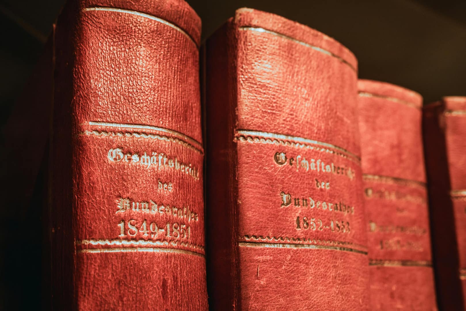 Florida law books — Chapter 48 process serving requirements