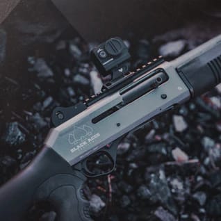 リアル ブラックショットガン SX4 Cantilever Buck | Semi-Auto Shotgun | Winchester