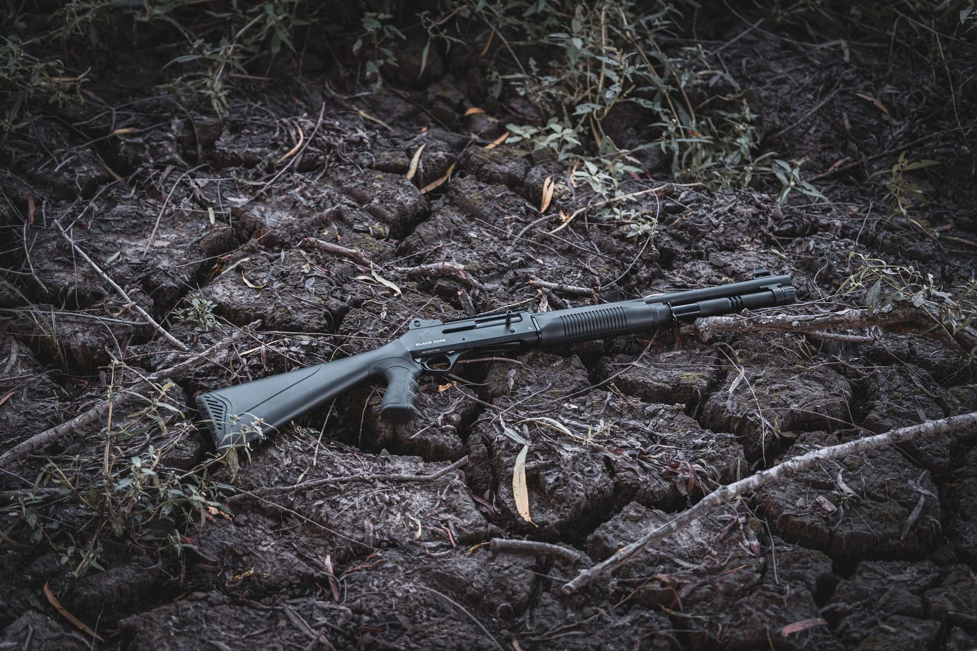 Pro S4 (SEMIAUTOMATIC) Black Aces Tactical